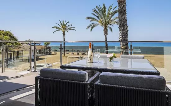 Hotel Boutique La Caleta Bay hostal***